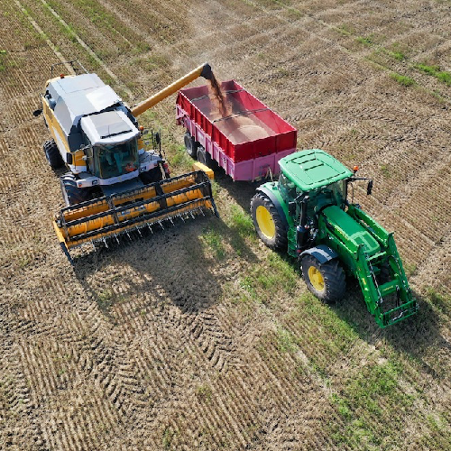 Comparing Traditional vs. Modern Machinery Features